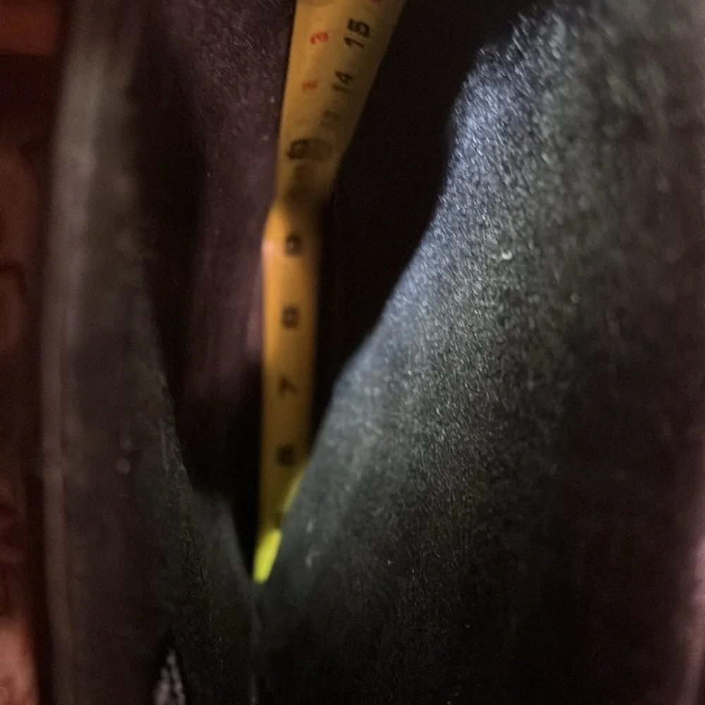 Keen wedge sample boot, black pull on
